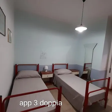 Le Marine شقة كاستيلساردو